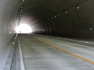 �g���l��